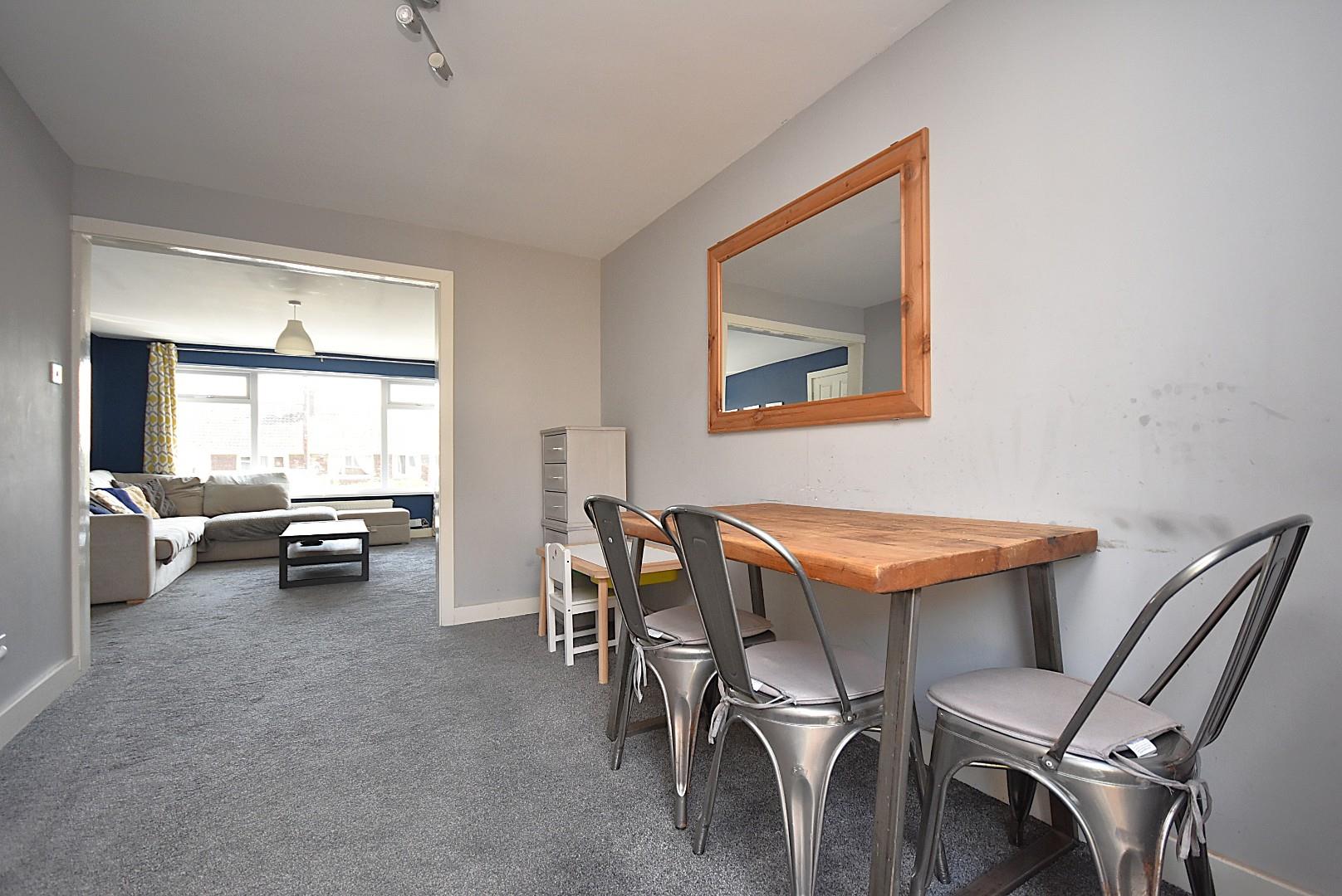 7 Catkin Drive, Penarth, CF64 2RD